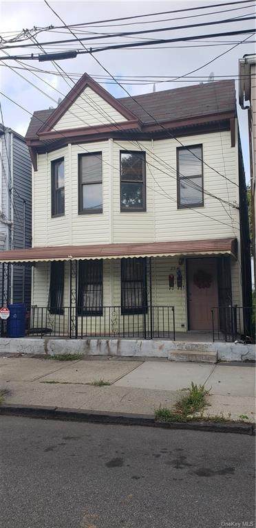 2341 Gleason Avenue - Photo 1
