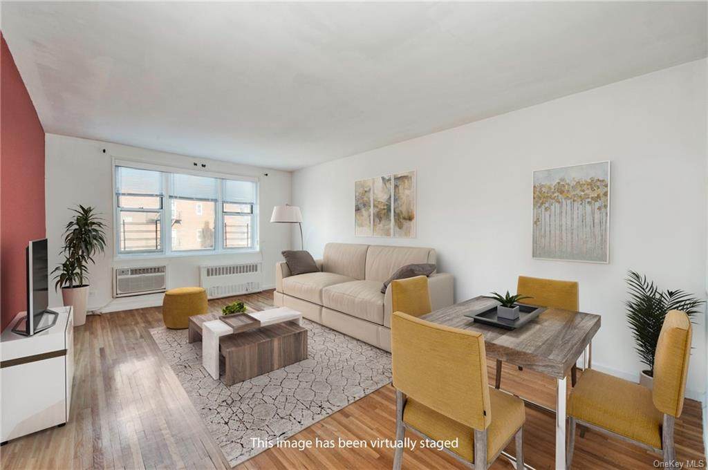 609 Kappock Street - Photo 1