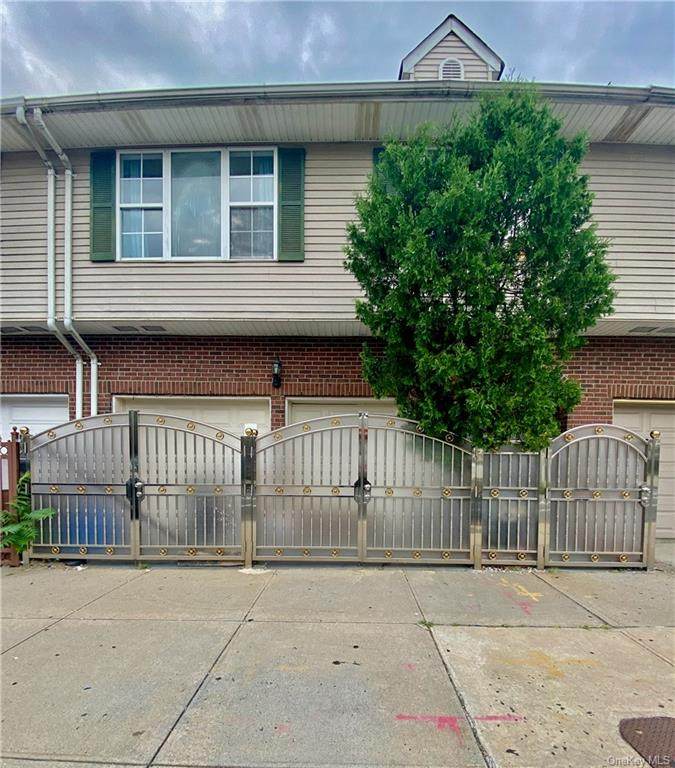 1537 Longfellow Avenue - Photo 1