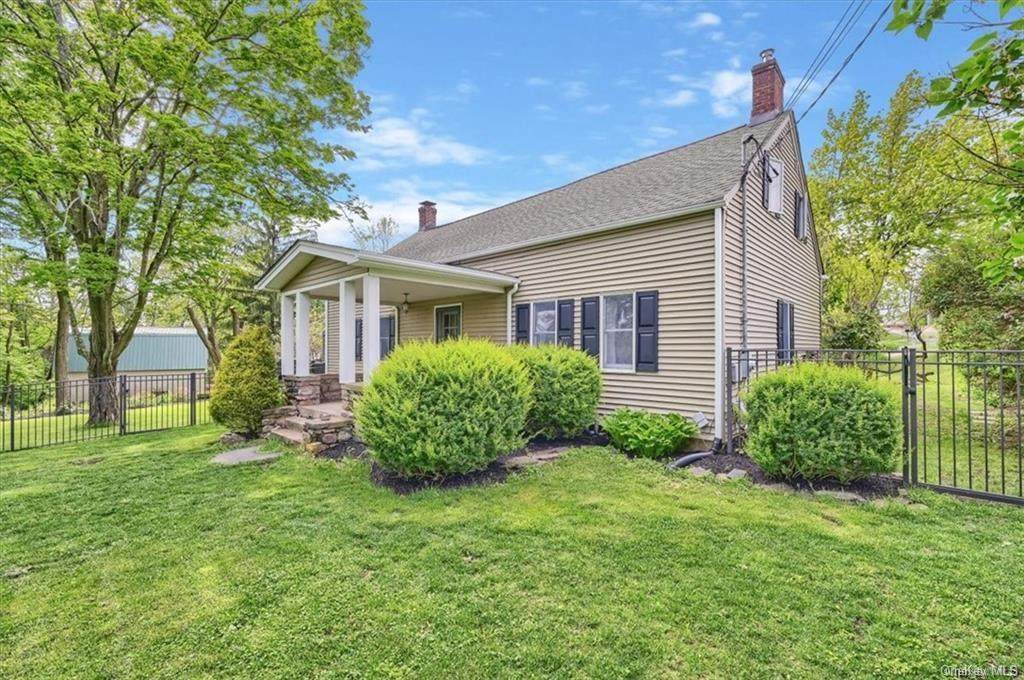 627 Stage Road - Photo 1