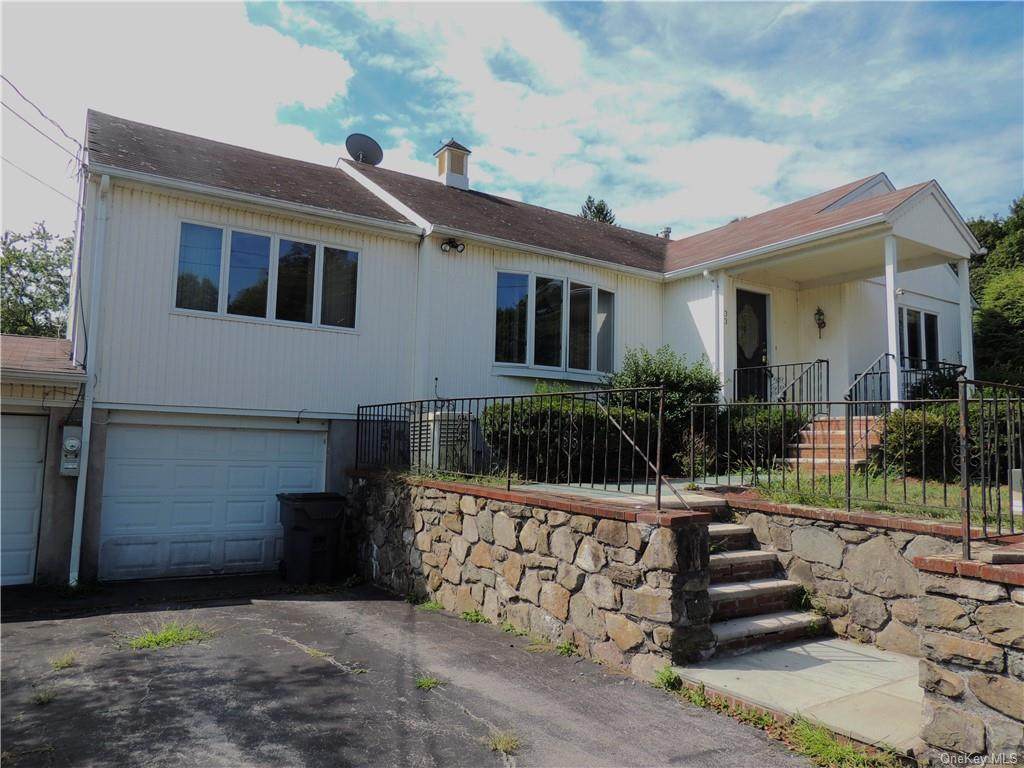 33 Townsend Avenue - Photo 1