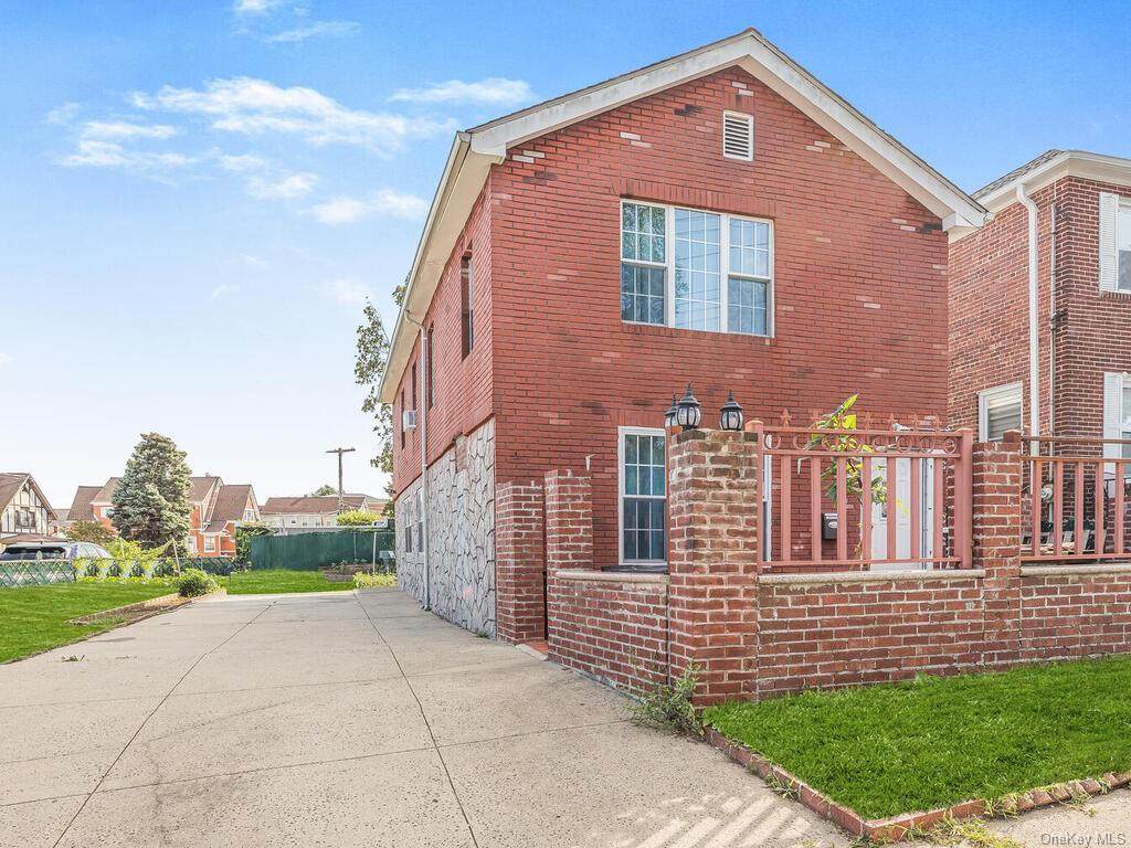 36 aka 10 Vredenburgh Avenue - Photo 1