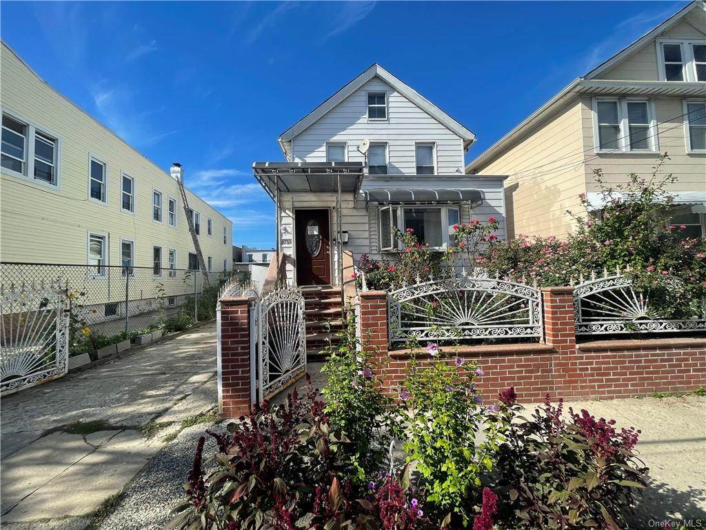 2209 Starling Avenue - Photo 1