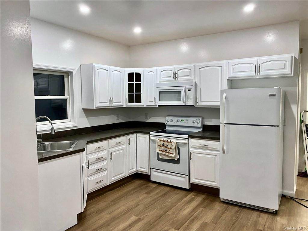 115 Fulton Avenue - Photo 1