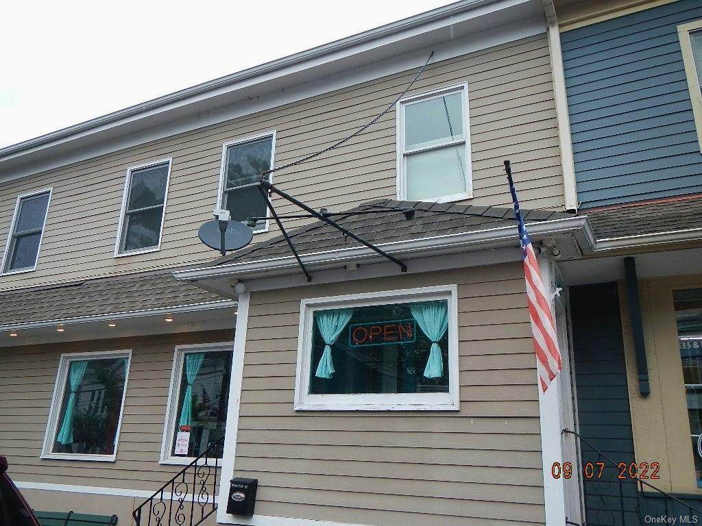 94-96 Clinton Street - Photo 1
