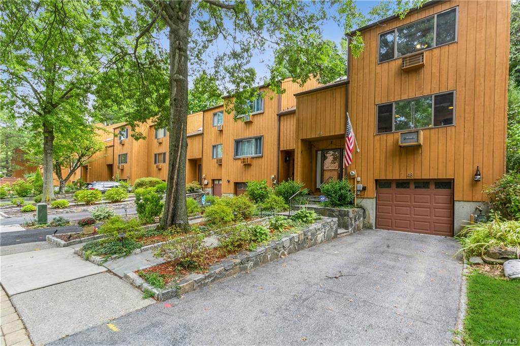 48 Amber Drive - Photo 1