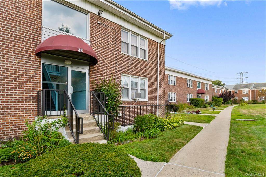 36 Winchester Avenue - Photo 1
