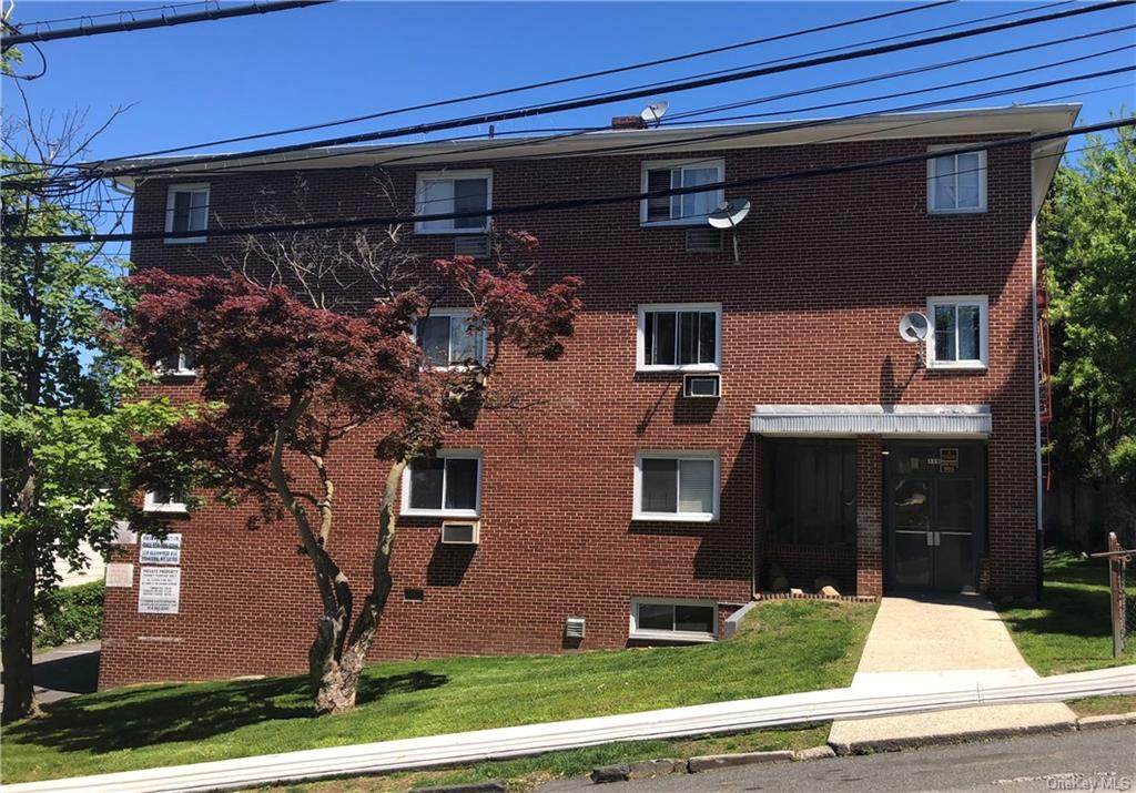 119 Glenwood Avenue - Photo 1