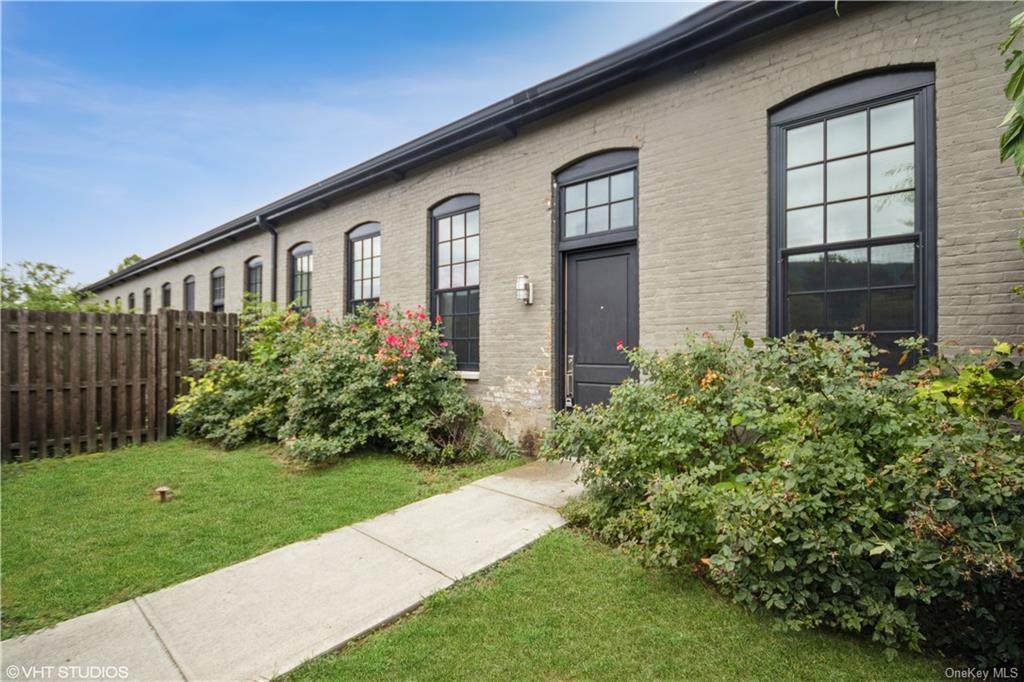 30 Leonard Street - Photo 1