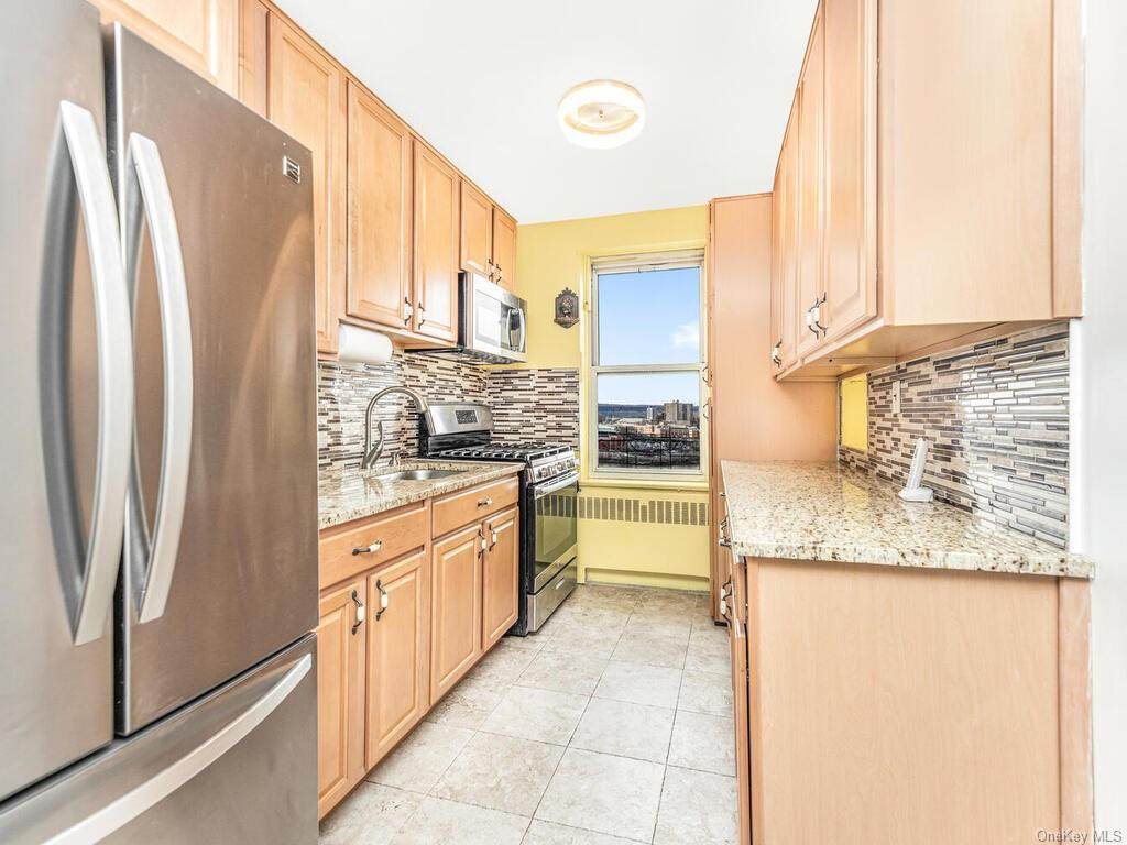 2630 Kingsbridge Terrace - Photo 1