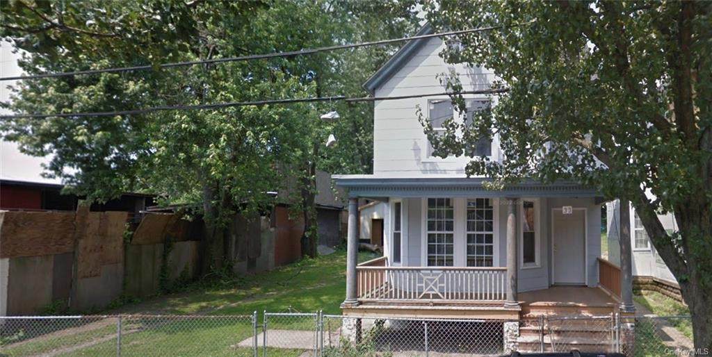 33 Carpenter Avenue - Photo 1
