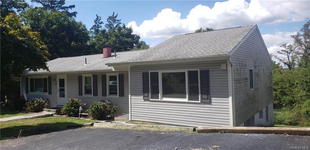 141 South Avenue - Photo 1