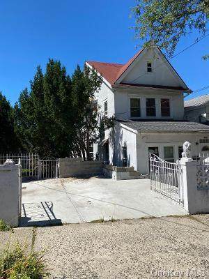 4041 Murdock Avenue - Photo 1