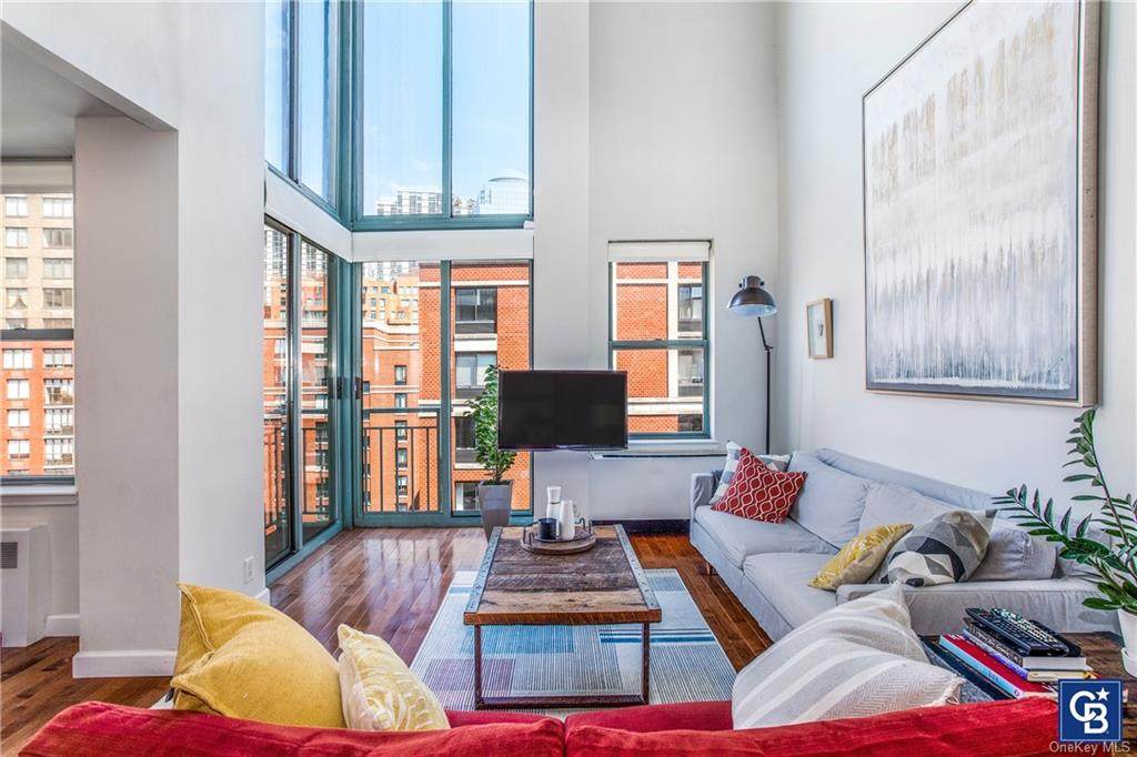 21 South End Avenue - Photo 1