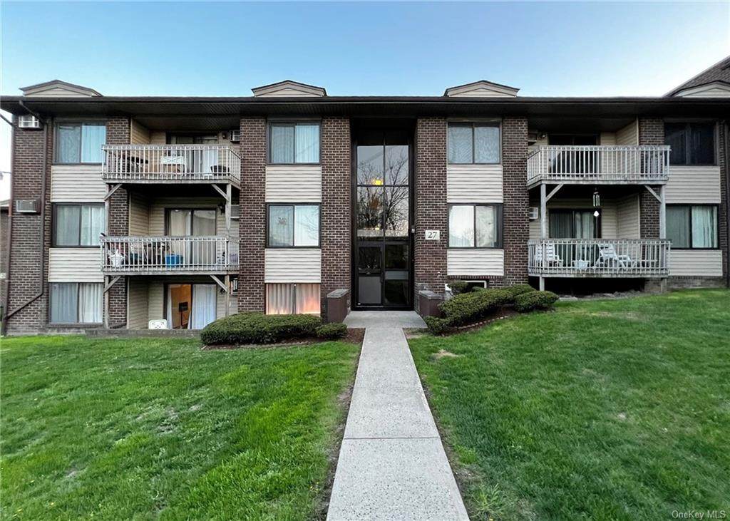 278 Country Club Lane - Photo 1