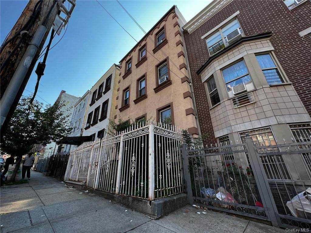 1668 Nelson Avenue - Photo 1