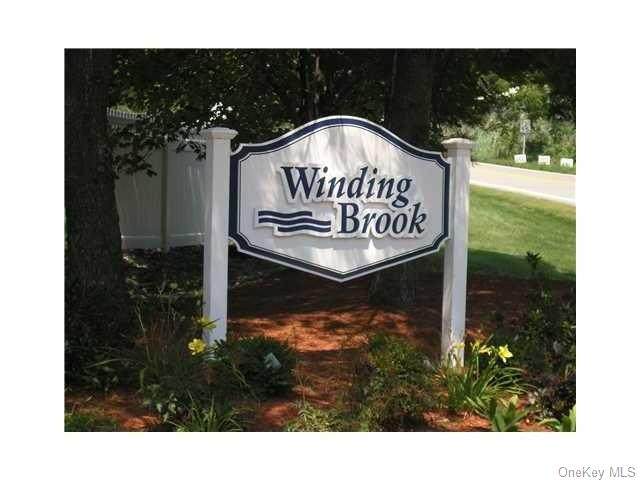 25 Pond Hill Lane - Photo 1