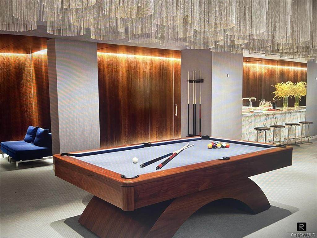 322 W 57th Street - Photo 1