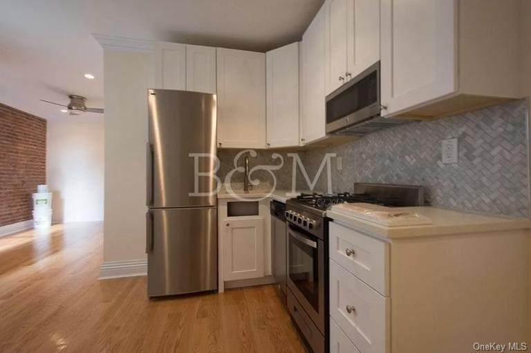 227 Kingsland Avenue - Photo 1