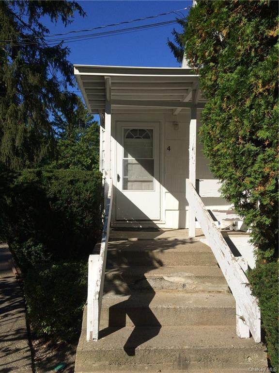 187 Clarkstown Road - Photo 1