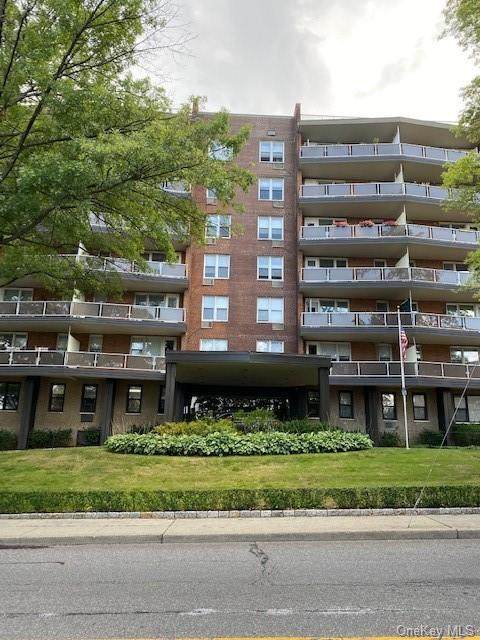 360 Westchester Avenue - Photo 1