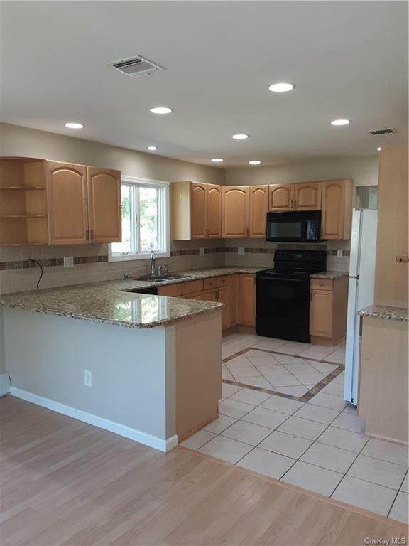 21 Burrow Drive - Photo 1