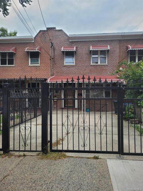 4088 Ely Avenue - Photo 1