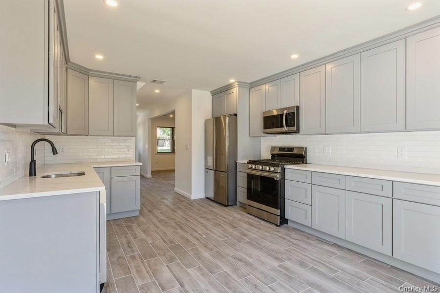 2 Hovey Lane - Photo 1