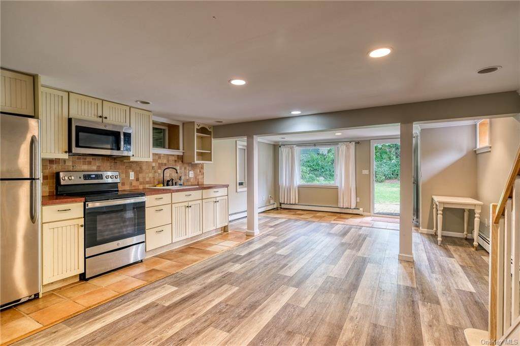 21 Riverside Place - Photo 1