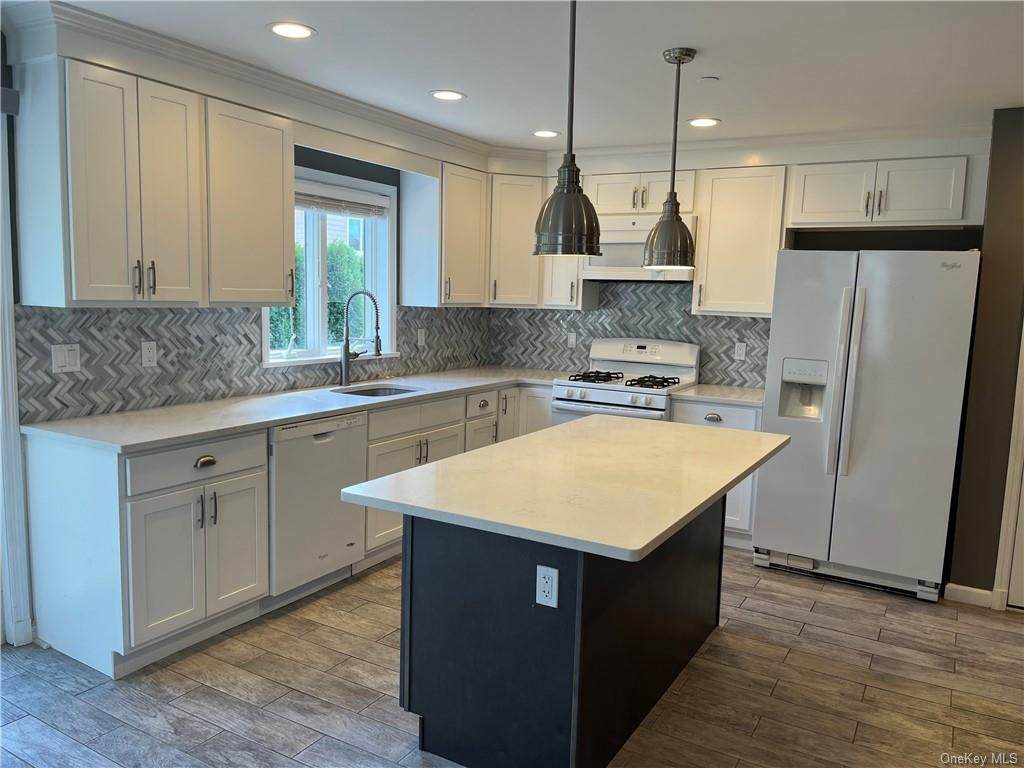 194 Park Avenue - Photo 1