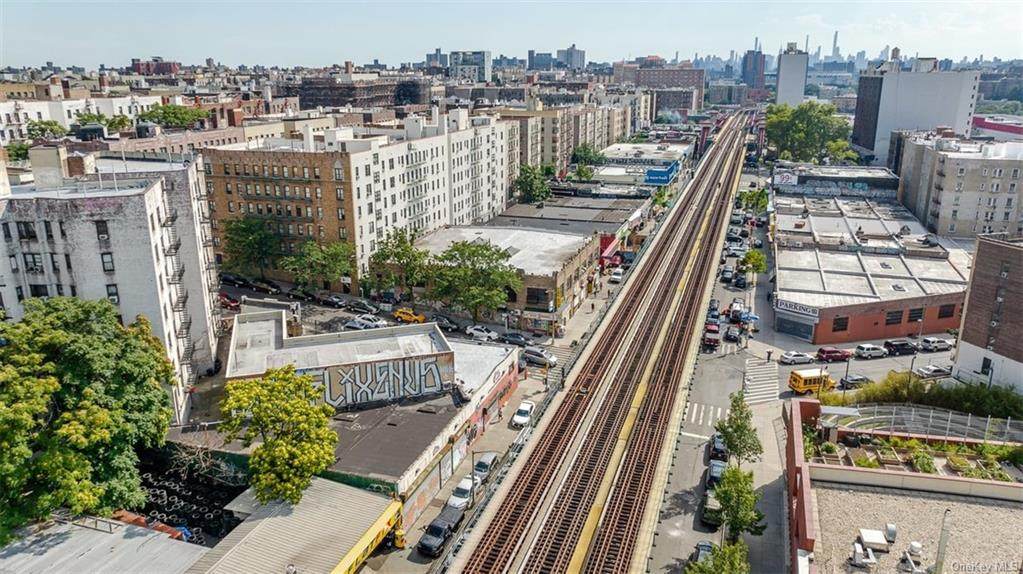 1506 Jerome Avenue - Photo 1