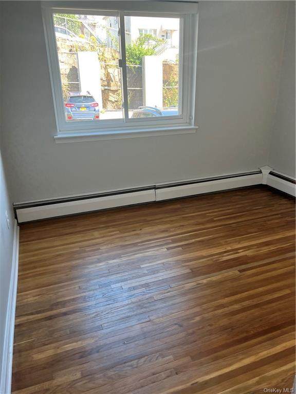 900 Midland Avenue - Photo 1