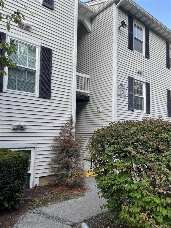 20 Lexington Hill - Photo 1