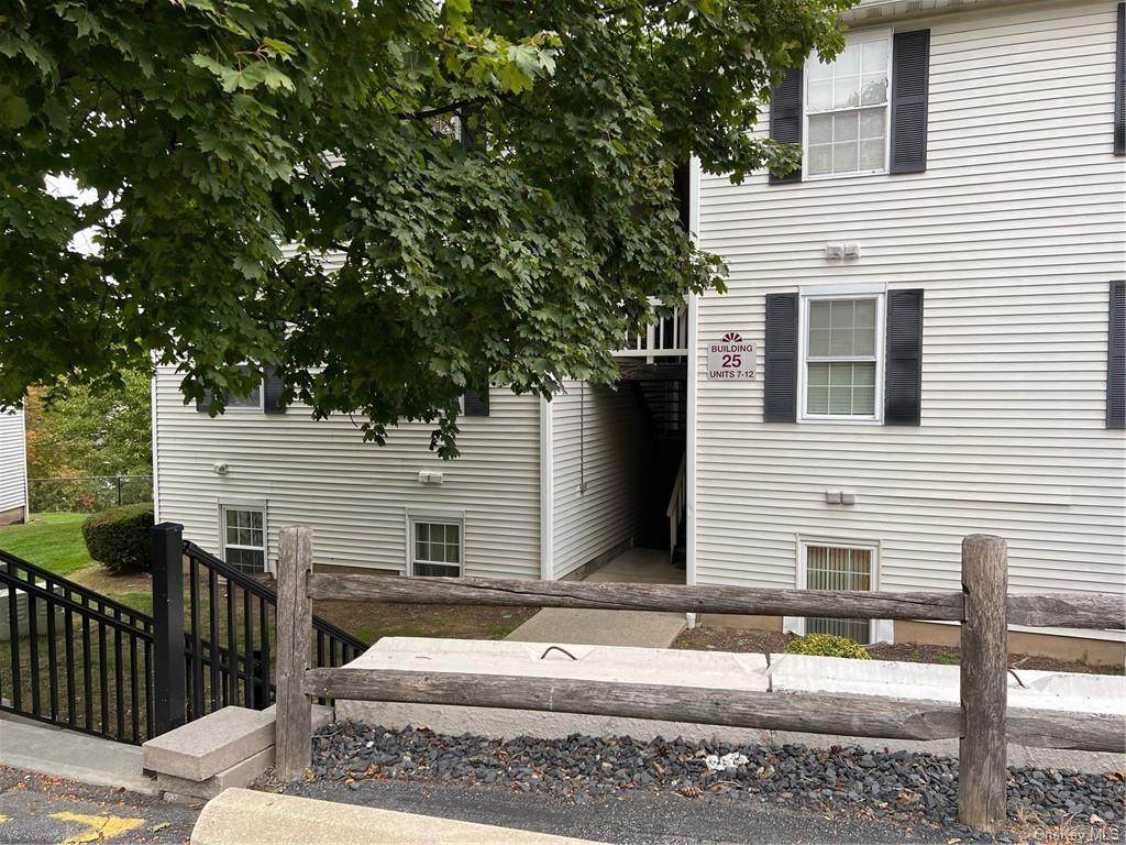 25 Lexington Hill Road - Photo 1