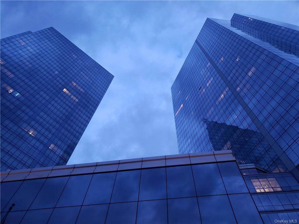 1 Renaissance Square - Photo 1