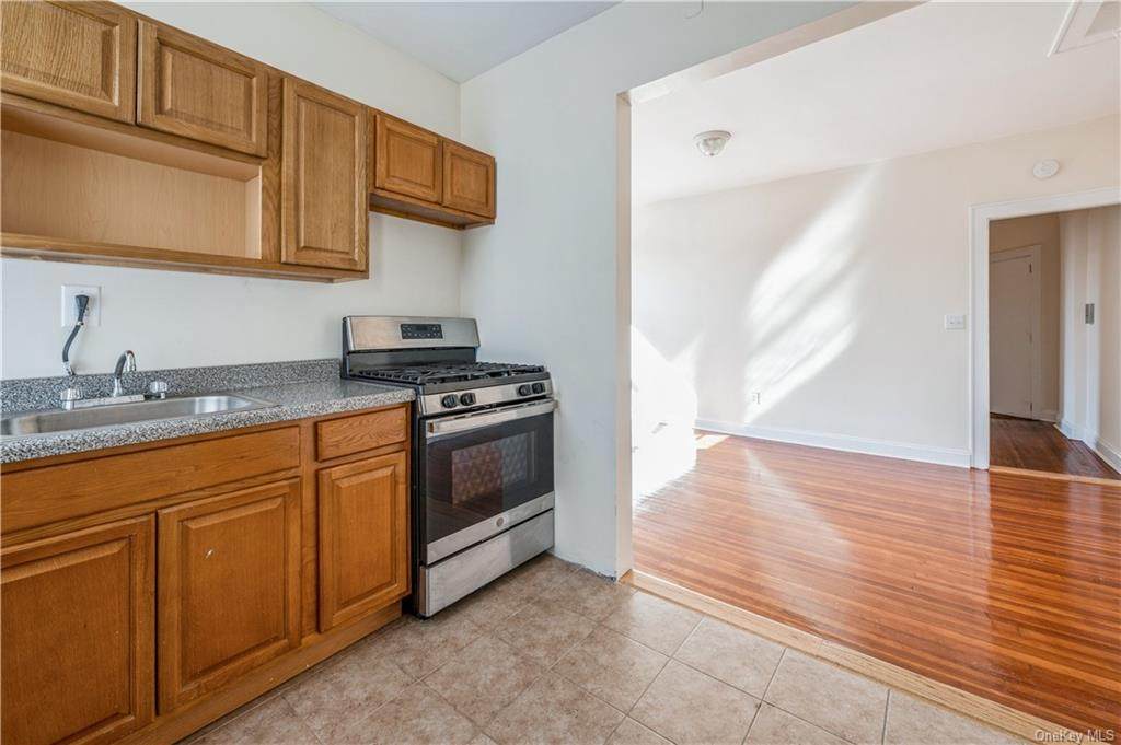 1916 Palmer Avenue - Photo 1