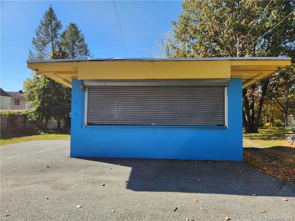 129 Lake Avenue - Photo 1