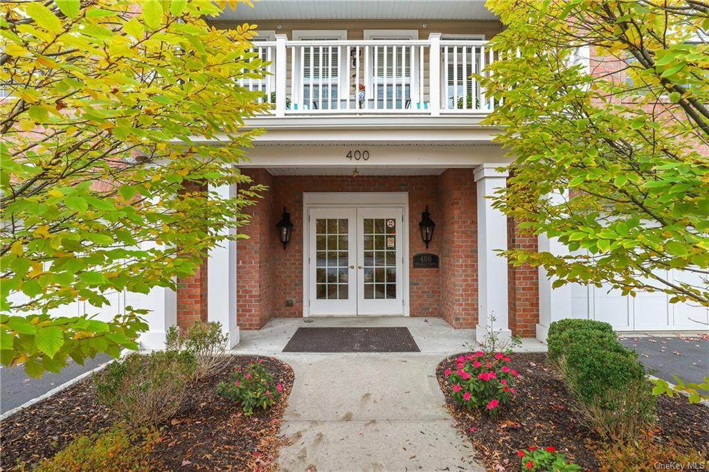 400 Regency Drive - Photo 1
