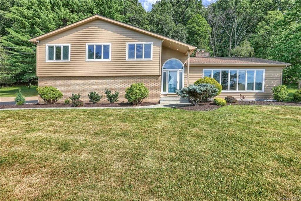 16 Deerwood Drive - Photo 1