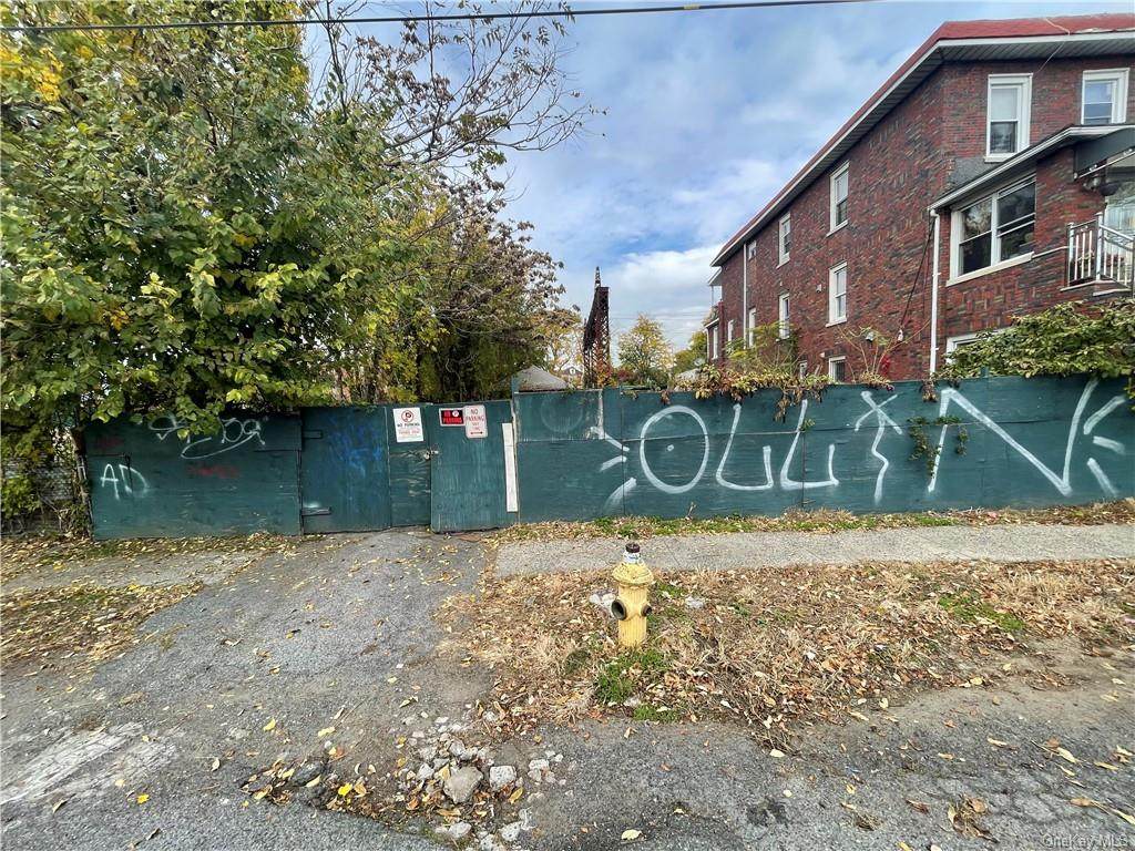 Poplar Street - Photo 1