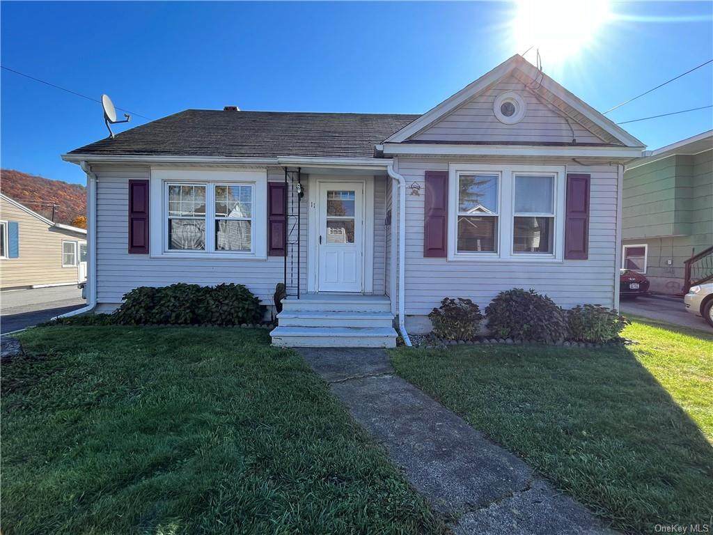 11 Willard Street - Photo 1