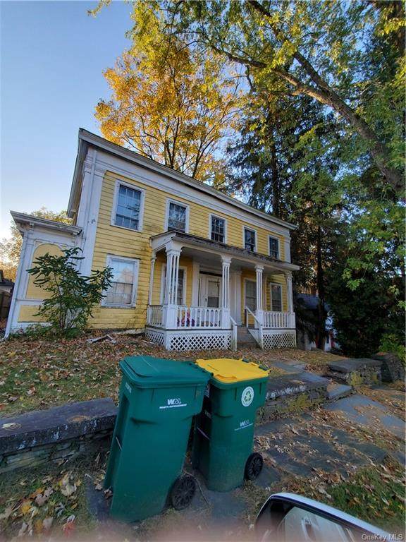 16 St Marks Place - Photo 1