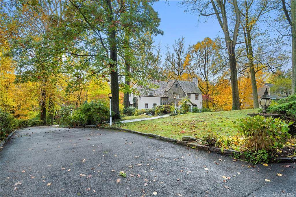 94 Hillair Circle - Photo 1