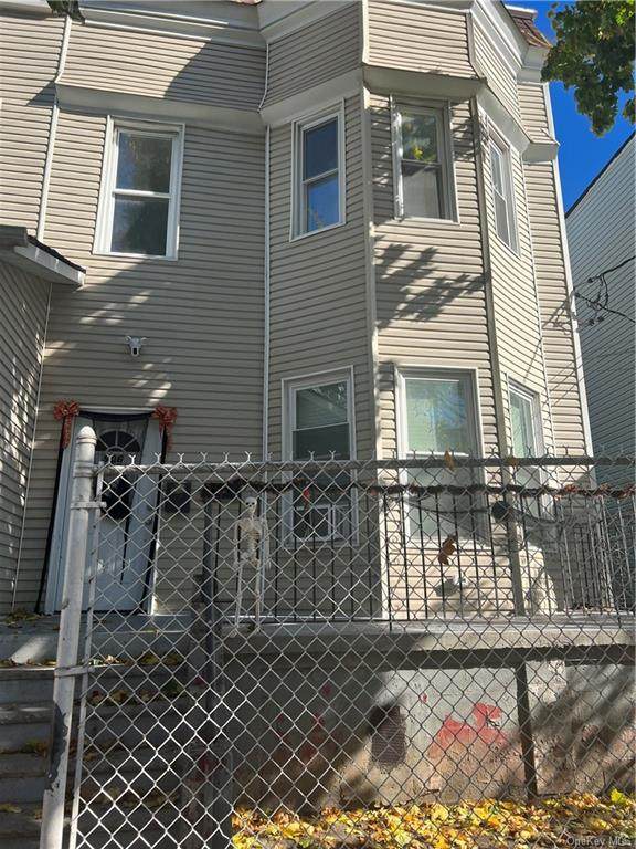 906 Faile Street - Photo 1