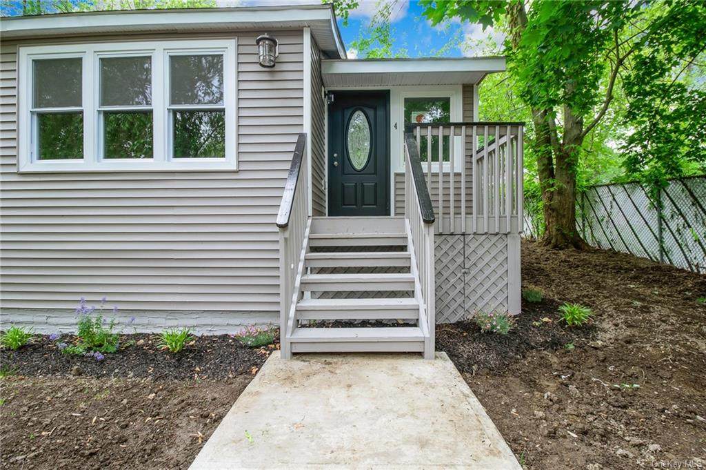 4 Rosemont Road - Photo 1
