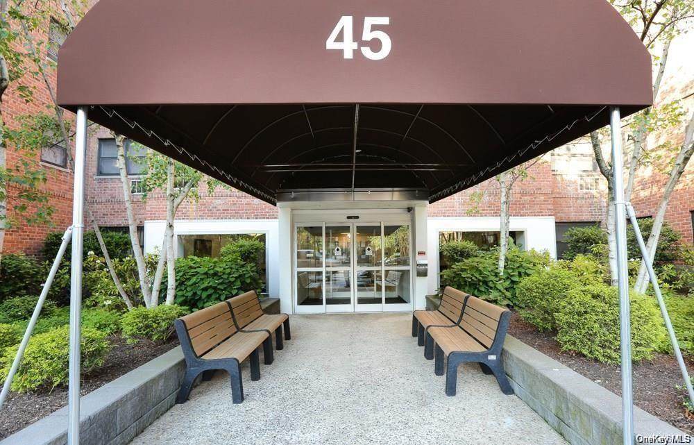45 Hartsdale Avenue - Photo 1