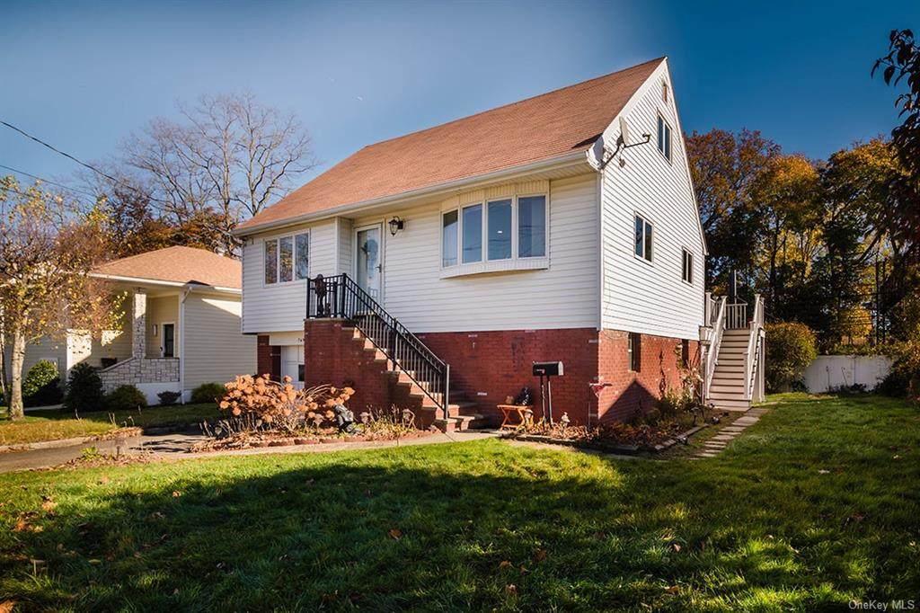 749 Jefferson Avenue - Photo 1