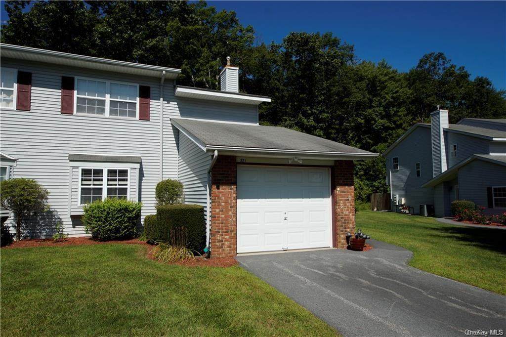 321 Heritage Lane - Photo 1