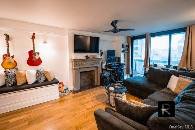 515 E 72nd Street - Photo 1