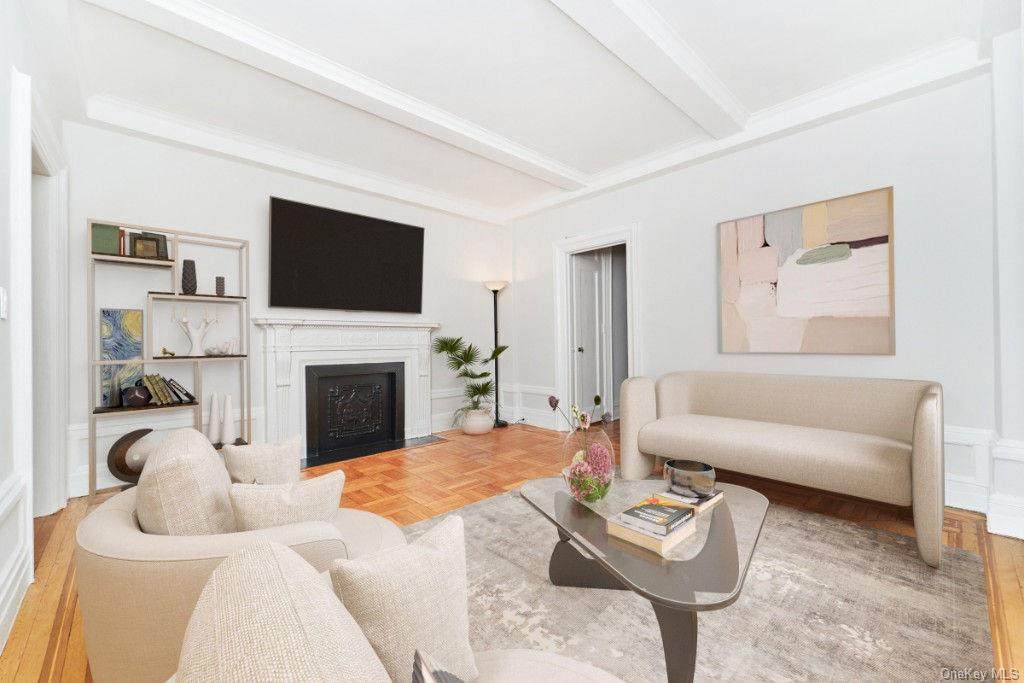 146 E 49th Street - Photo 1